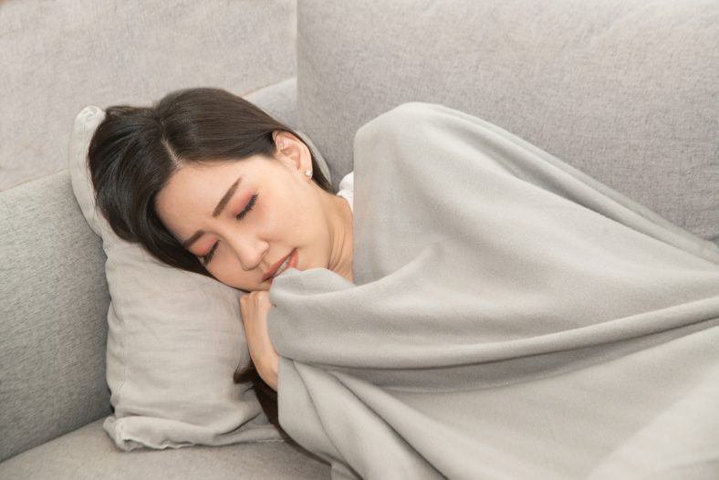 9 Cara Menghangatkan Badan Agar Tetap Nyaman Di Lingkungan Dingin